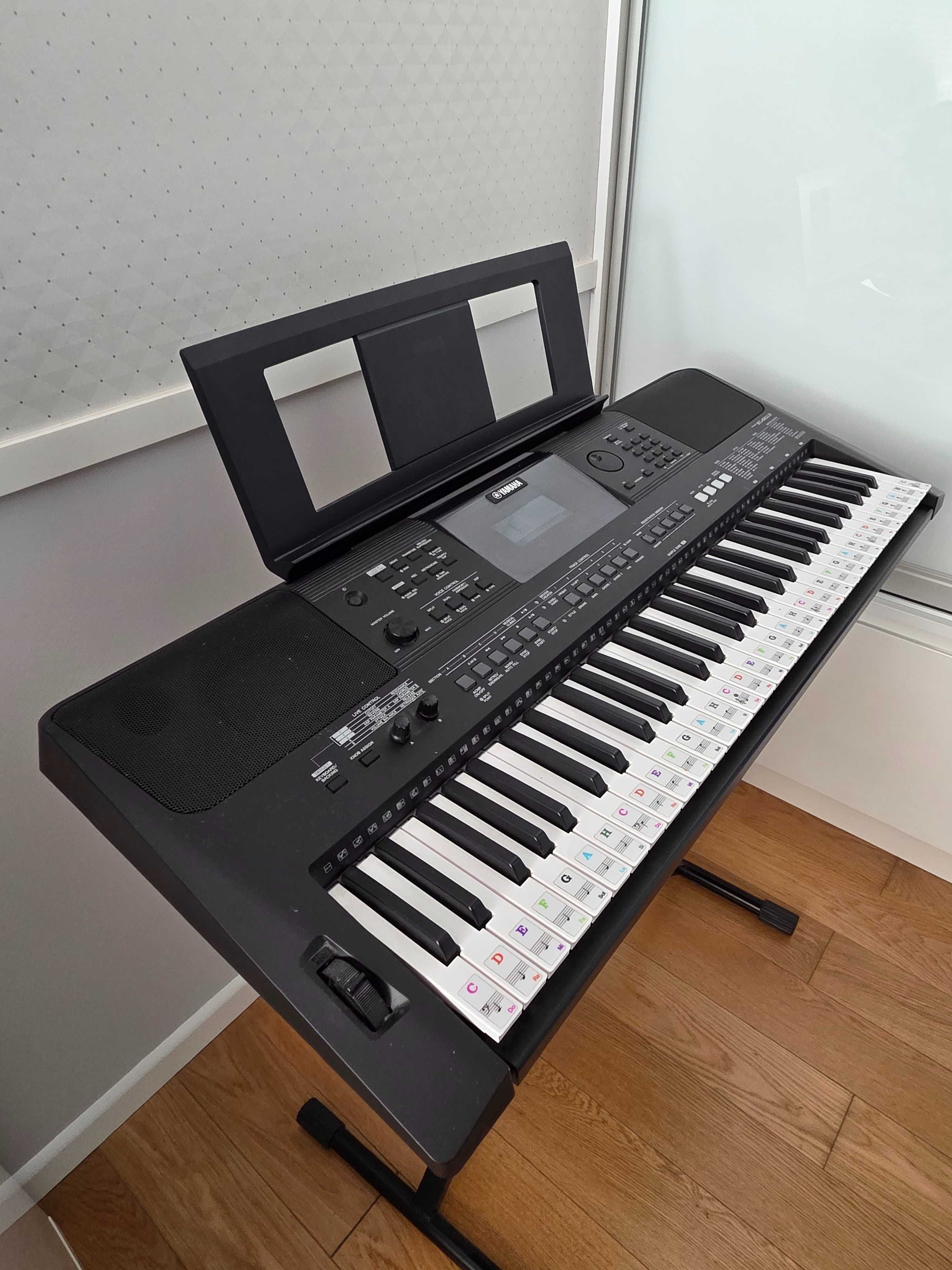 Keyboard Yamaha PSR E463