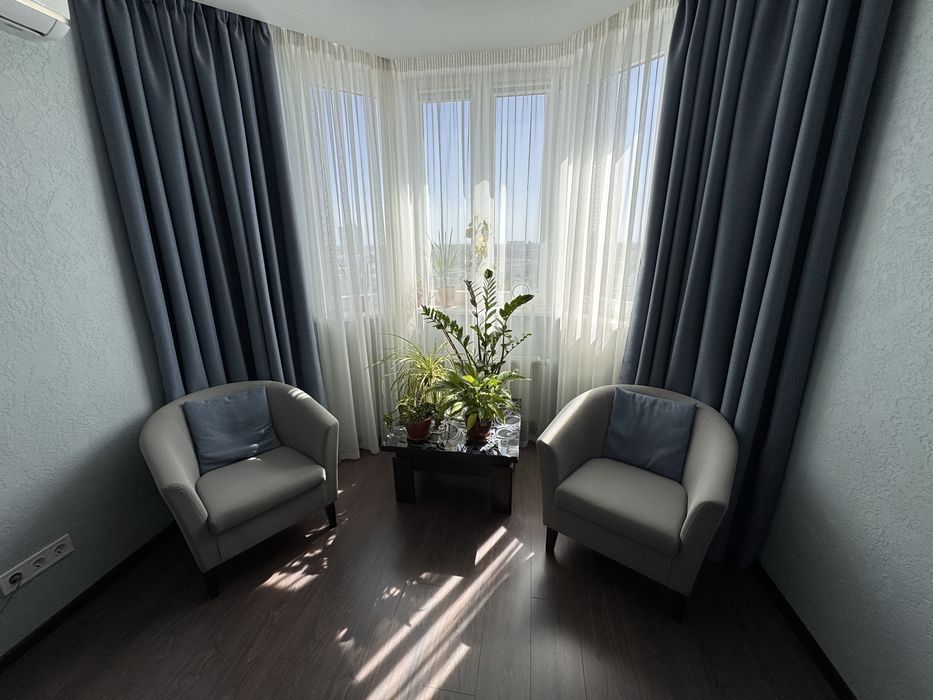 ЖК  Чотири сезони , продаж двох кімнатної квартири без комісіі.