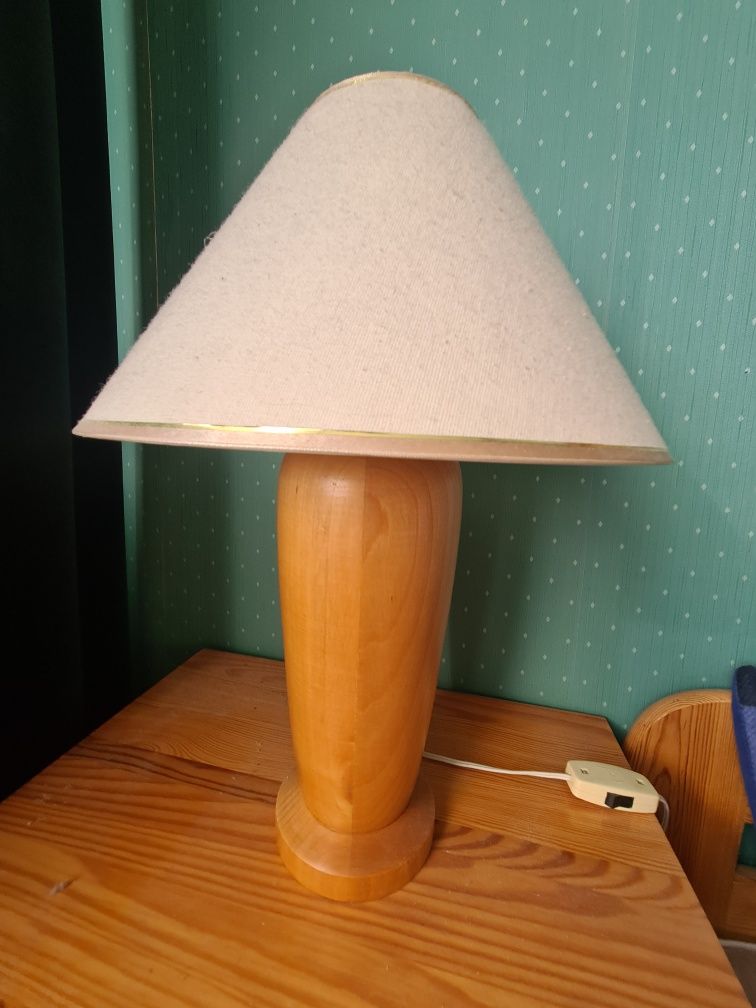 2 lampy / lampki nocne na drewnianej podstawie