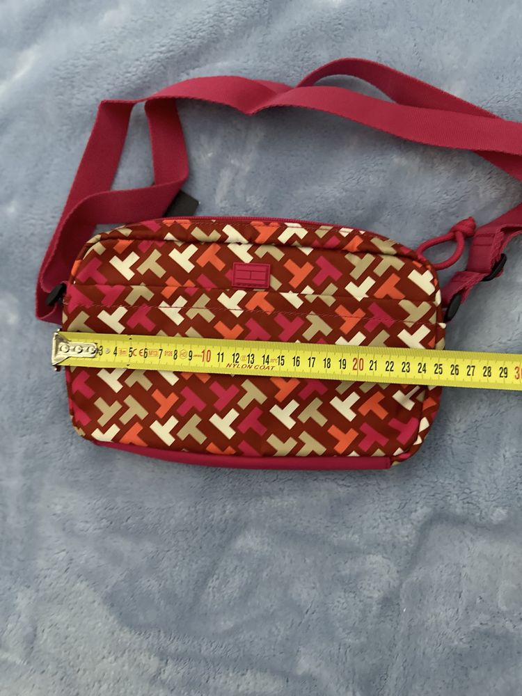 Torebka, listonoszka damska Tommy Hilfiger oryginalna
