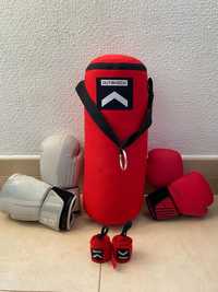 Saco boxe + luvas