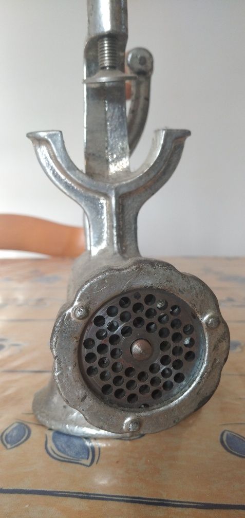 Vendo utensílios de cozinha variados