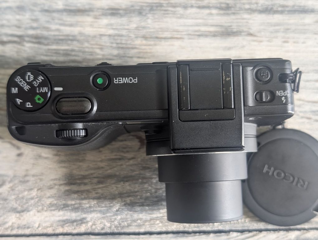 Kultowy Ricoh Caplio GX100 w świetnym stanie!