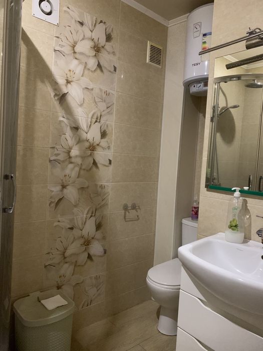 Продаётся 2х ком. киевского проекта 1 этаж пр.Мира