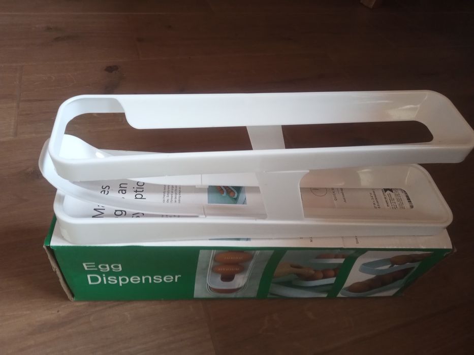 Stojak dyspenser organizer na jajka do lodówki
