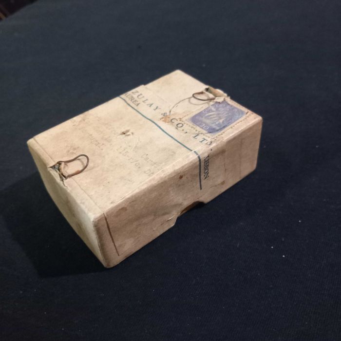 Caixa medicamento antiga