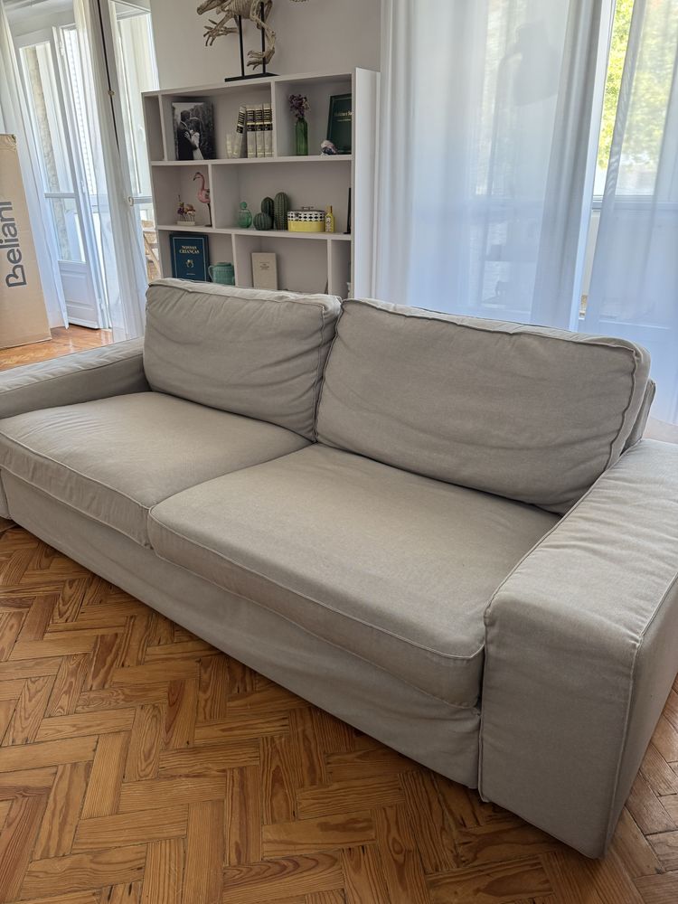 Sofa KIVIK IKEA 3 lugares