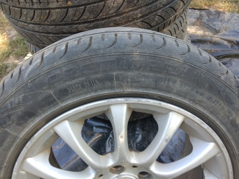 Продам колёса р16 в зборе 5 139,7 резина 205/60R16 92V