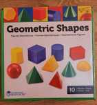Duże kolorowe bryły geometryczne, zestaw 10 sztuk.