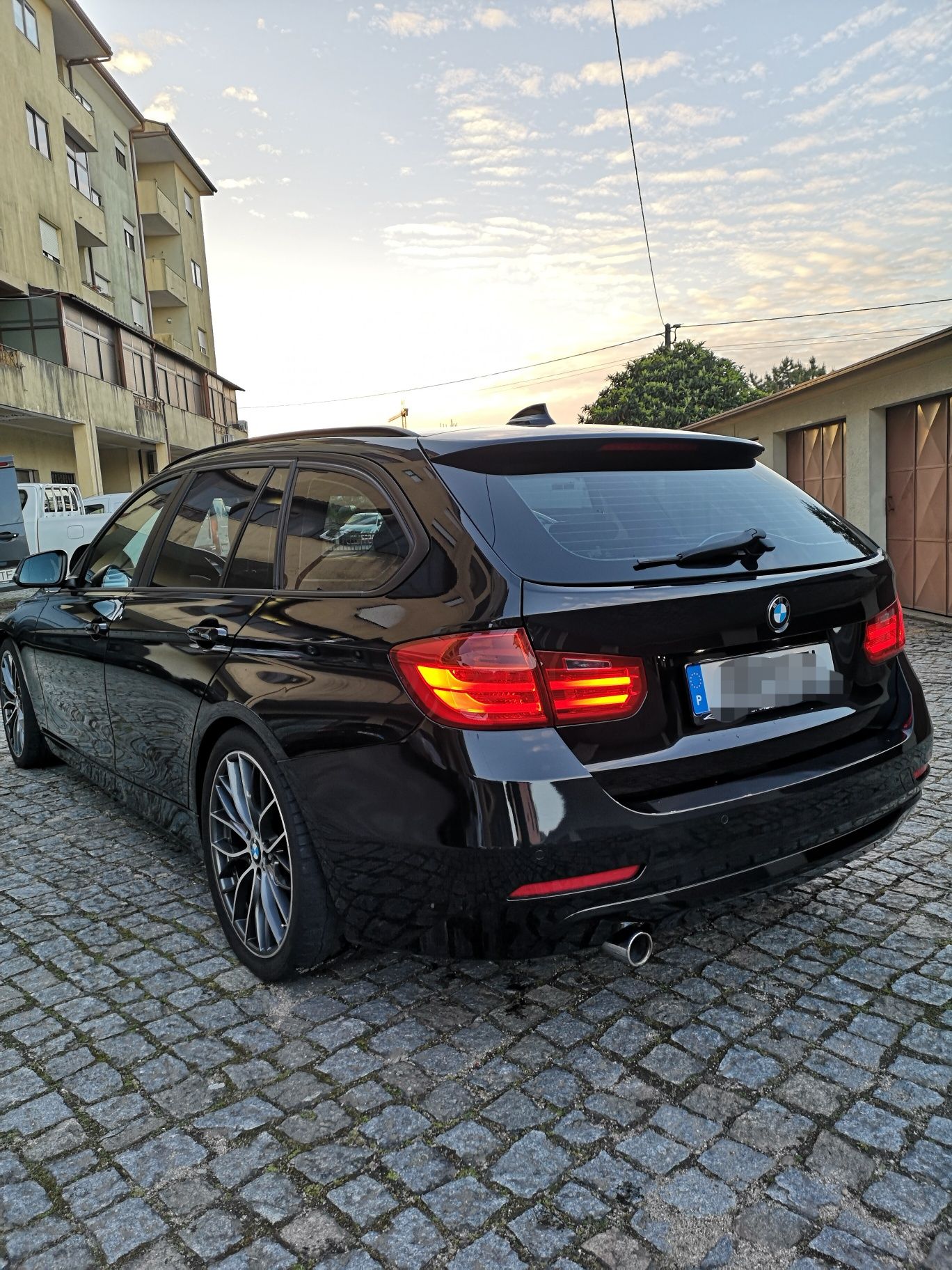 Bmw 320d 184cv caixa automática de 8 velocidades como nova