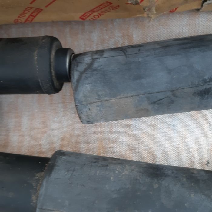 Амортизатор передний тойота прадо 48510-69195