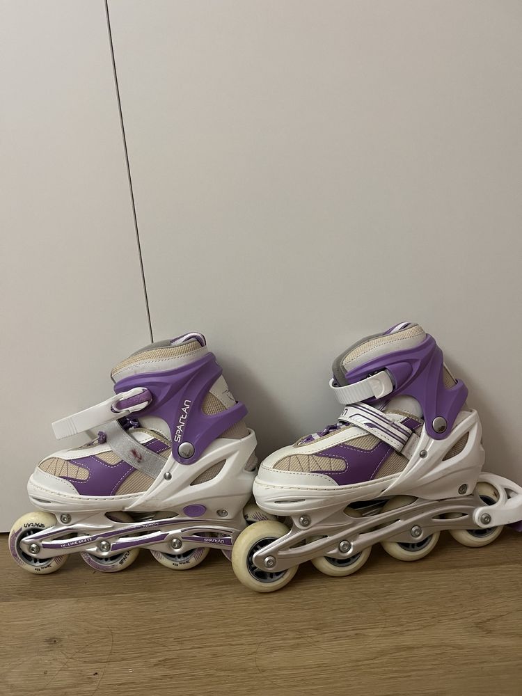 Patins em linha lilás