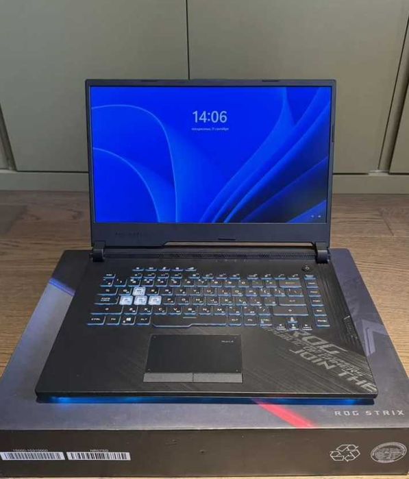 Ноутбук Asus Rog Strix G15 G512LW