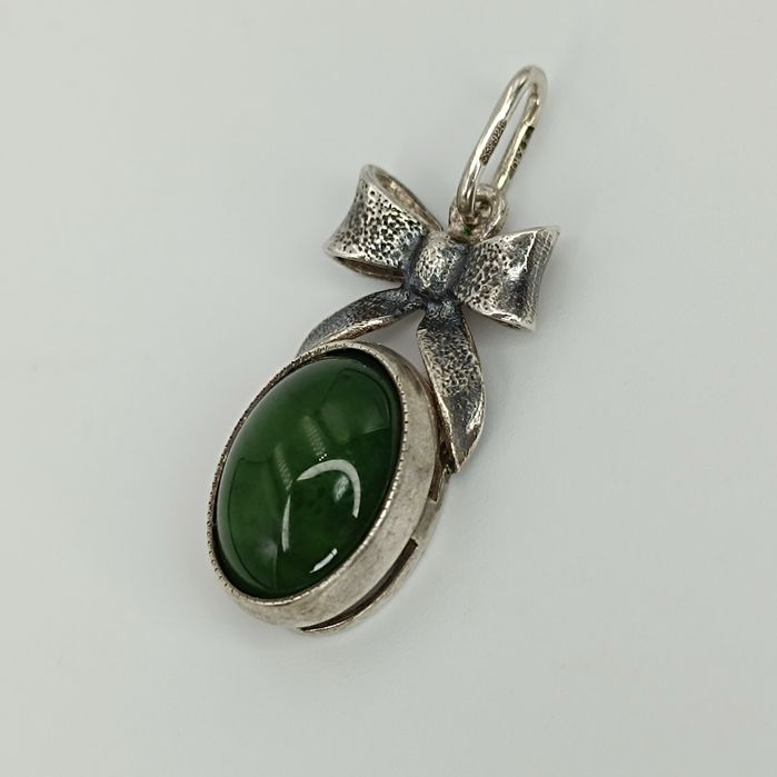 Советский серебряный набор серьги и кулон 925 пробы (:3ХЮ) с нефритом