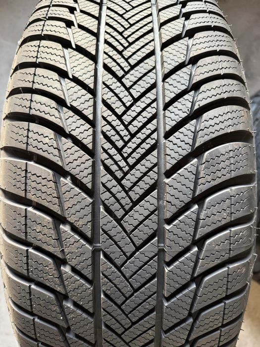 Продам диски із новою резиною на AUDI E-TRON