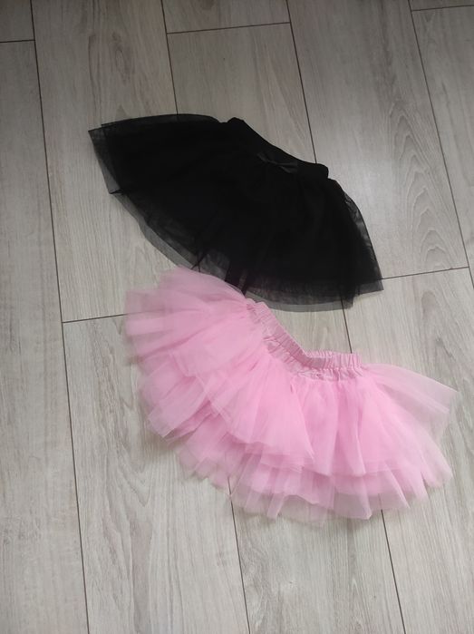 Paka ubranek dla dziewczynki rozmiar 68