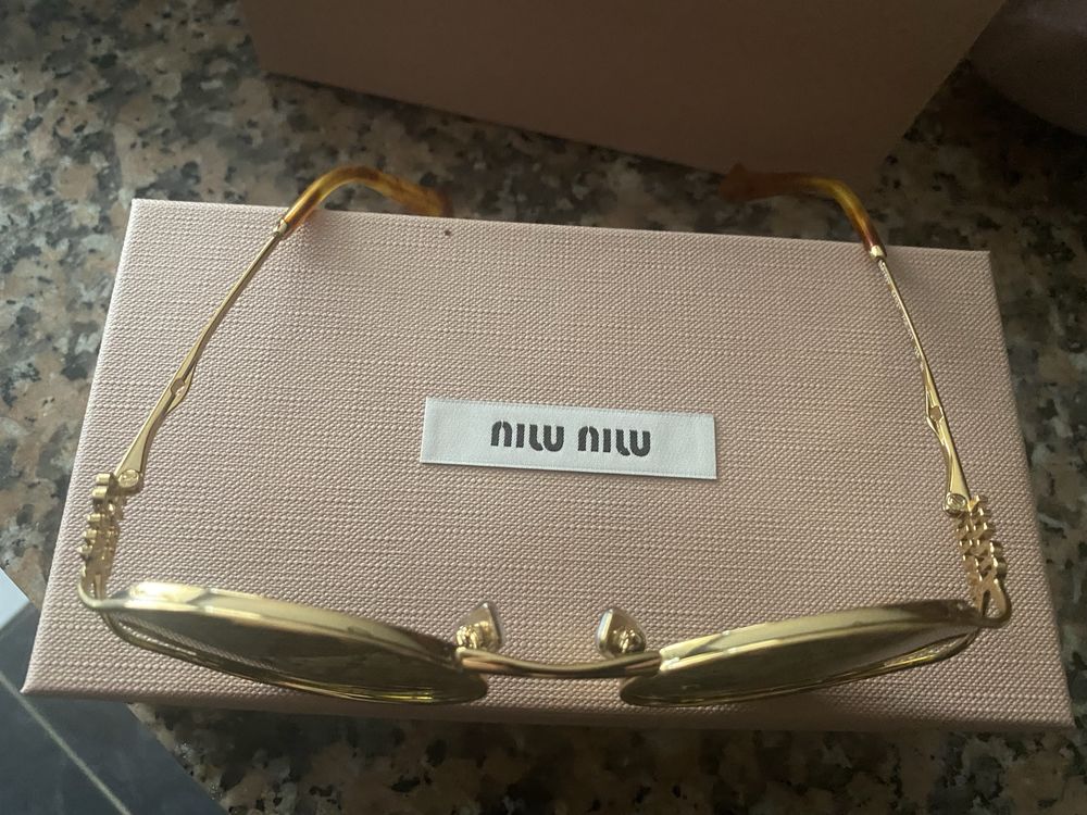 Oculos de sol Miu Miu originais