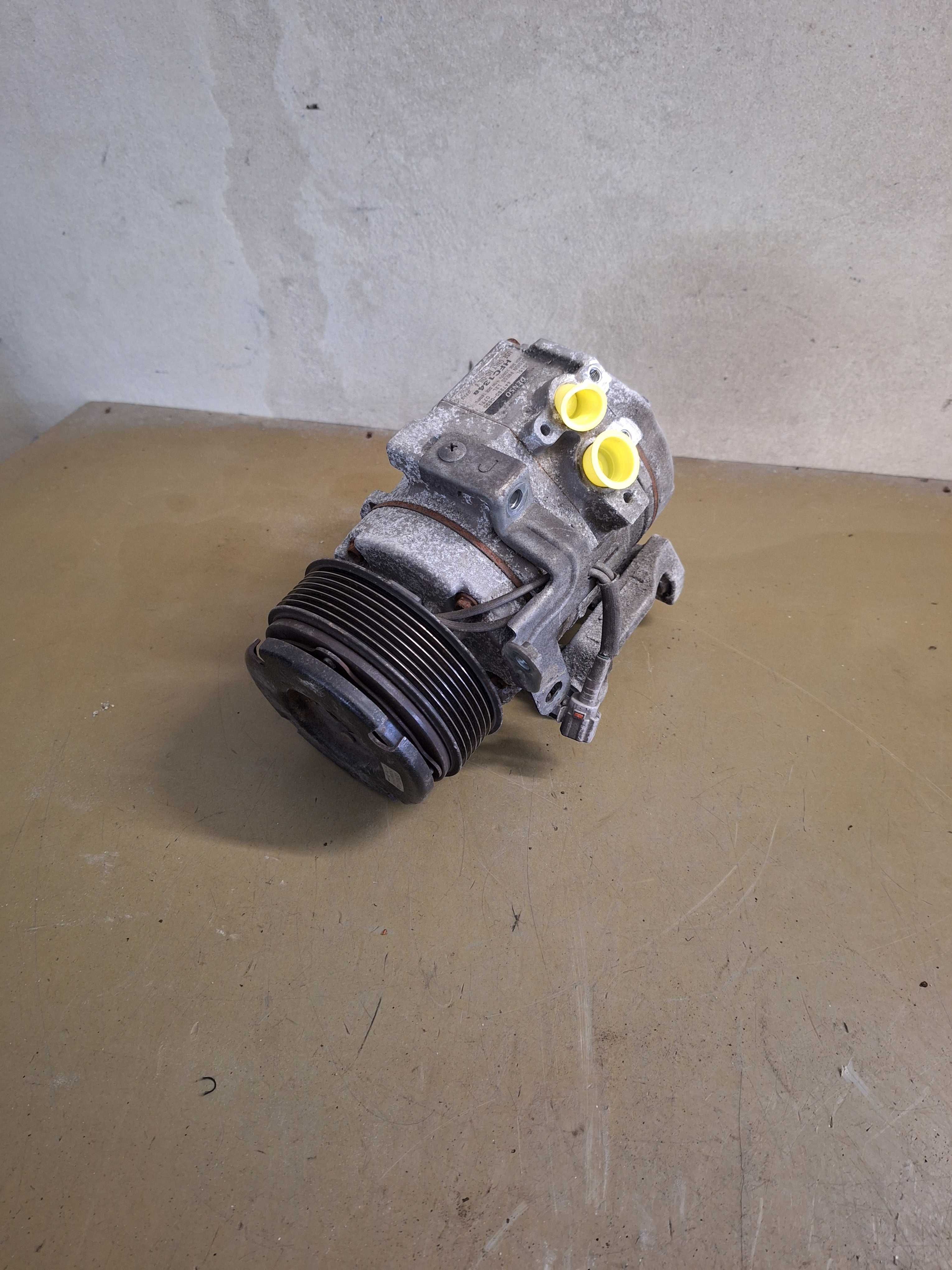 Sprężarka klimatyzacji subaru 2.0 outback forester 447,280-09.30