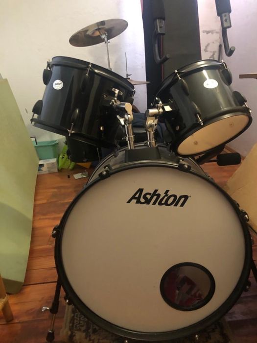 Bateria ashton nova