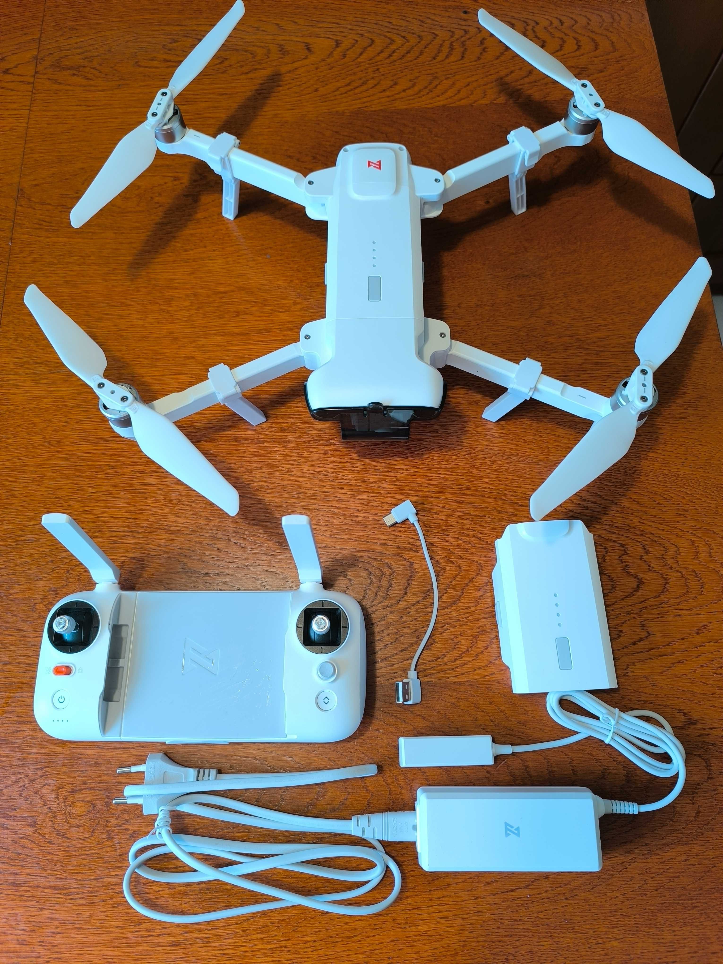 Dron Fimi X8 SE 2022 combo, stan bardzo dobry.