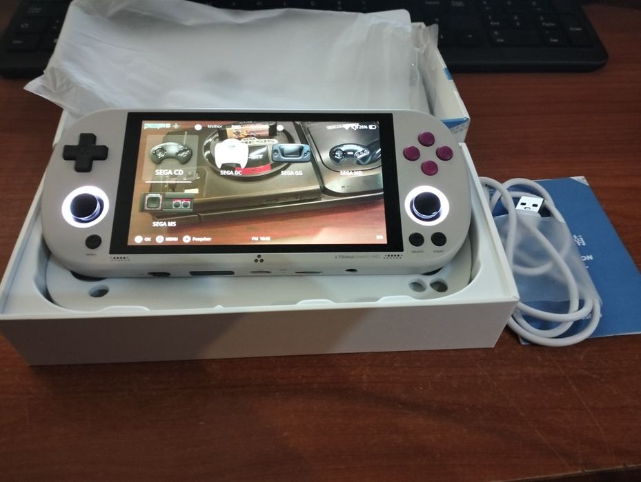 Consola Trimui Smart Pro 64GB