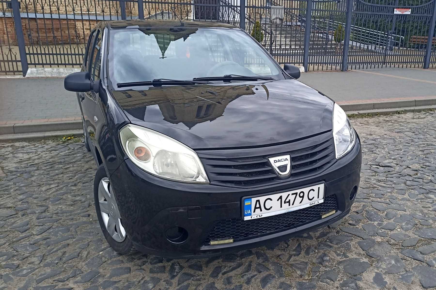 Dacia Sandero 2011 року 75 к.с( laureate )1.2 бензин