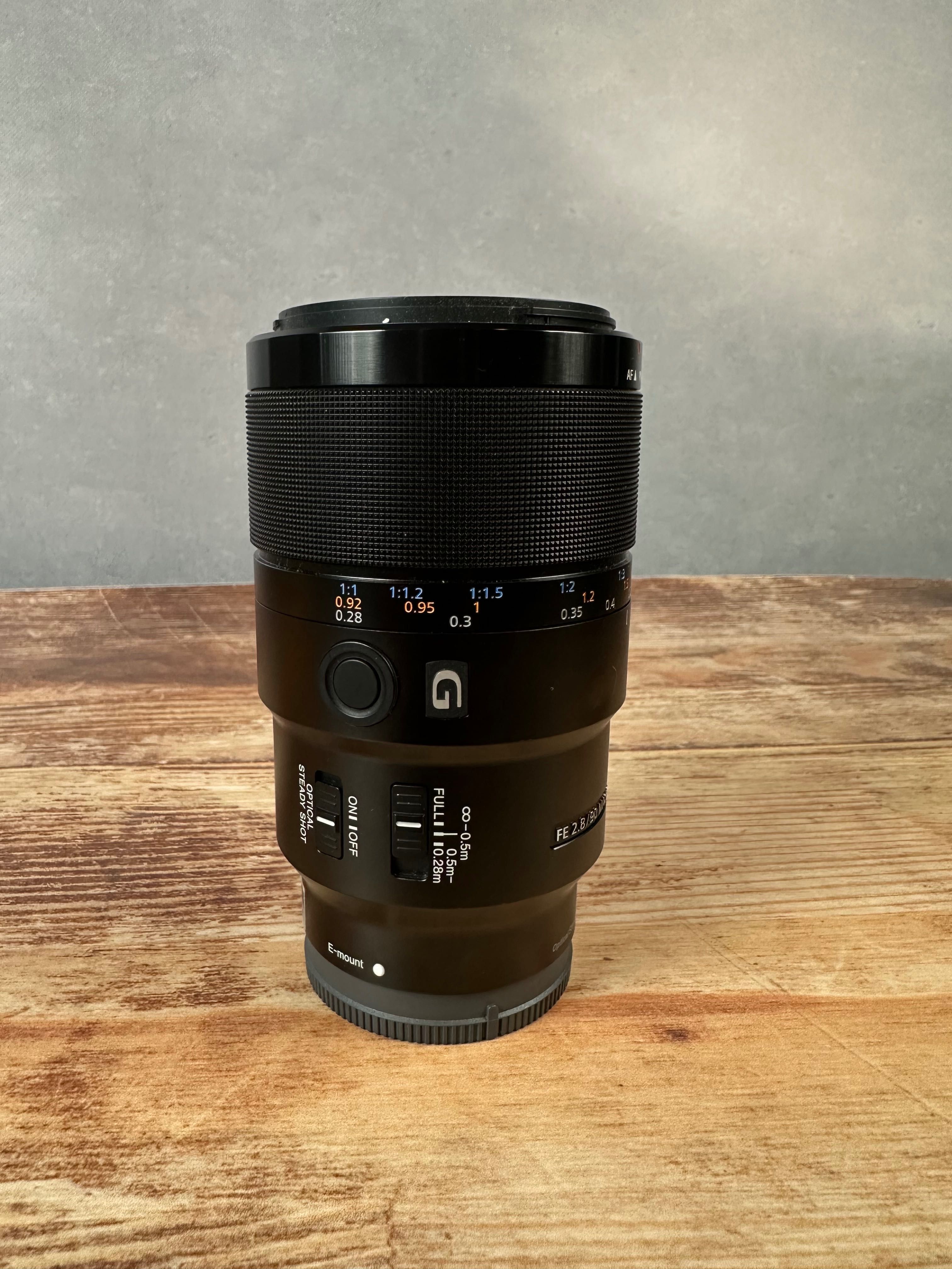 Sony 90mm 2.8 macro FE