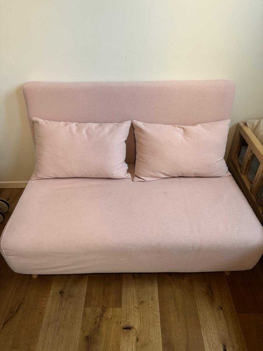 Dwuosobowa rozkladana sofa -  Kolor  Róża / SKLUM