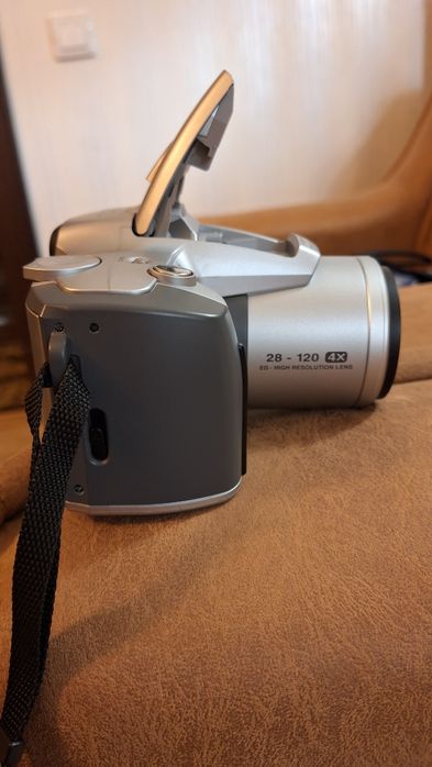 Зеркальный фотоаппарат OLYMPUS  IS  500