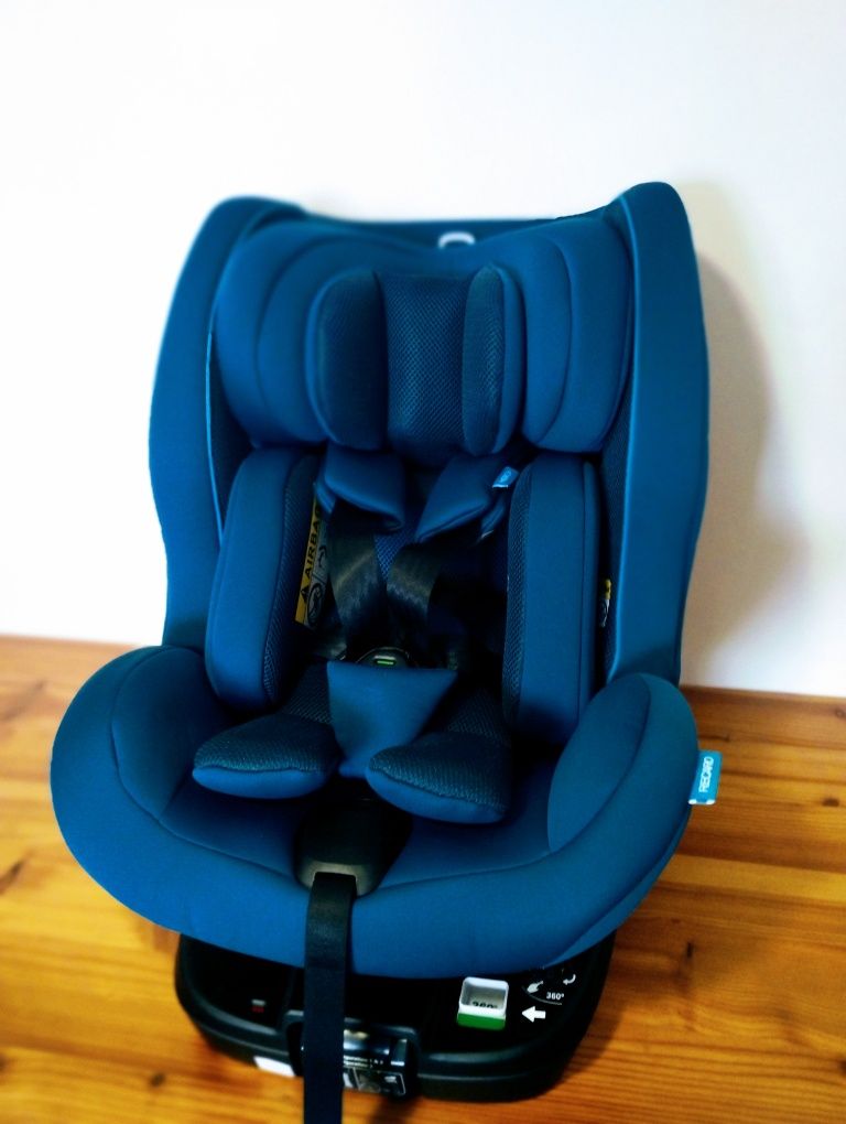 Fotelik obrotowy Recaro Salia 125