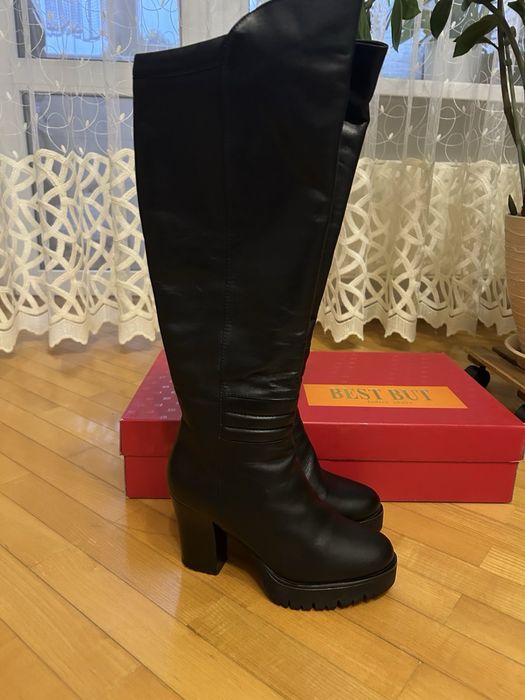 Продам жіночі сапожки