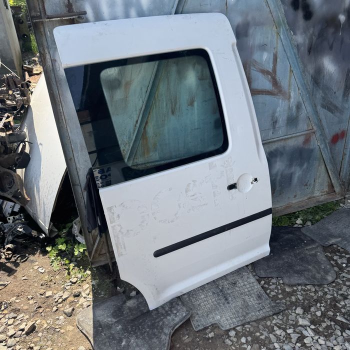 Бокова дверка Caddy бокові двері кадді кадди дверь боковая