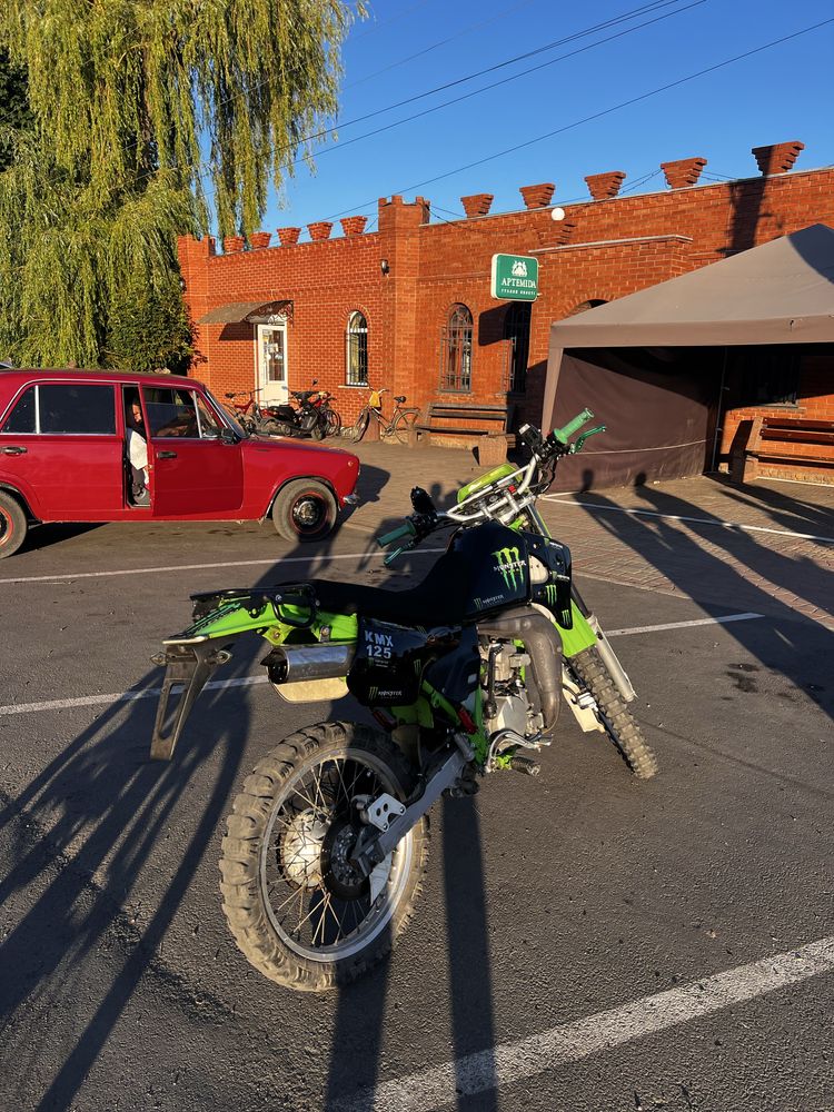 Kawasaki kmx 125