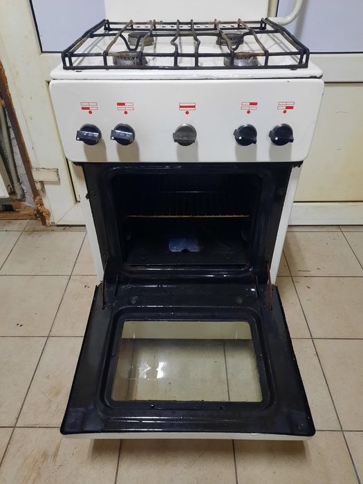 Продам газову плиту