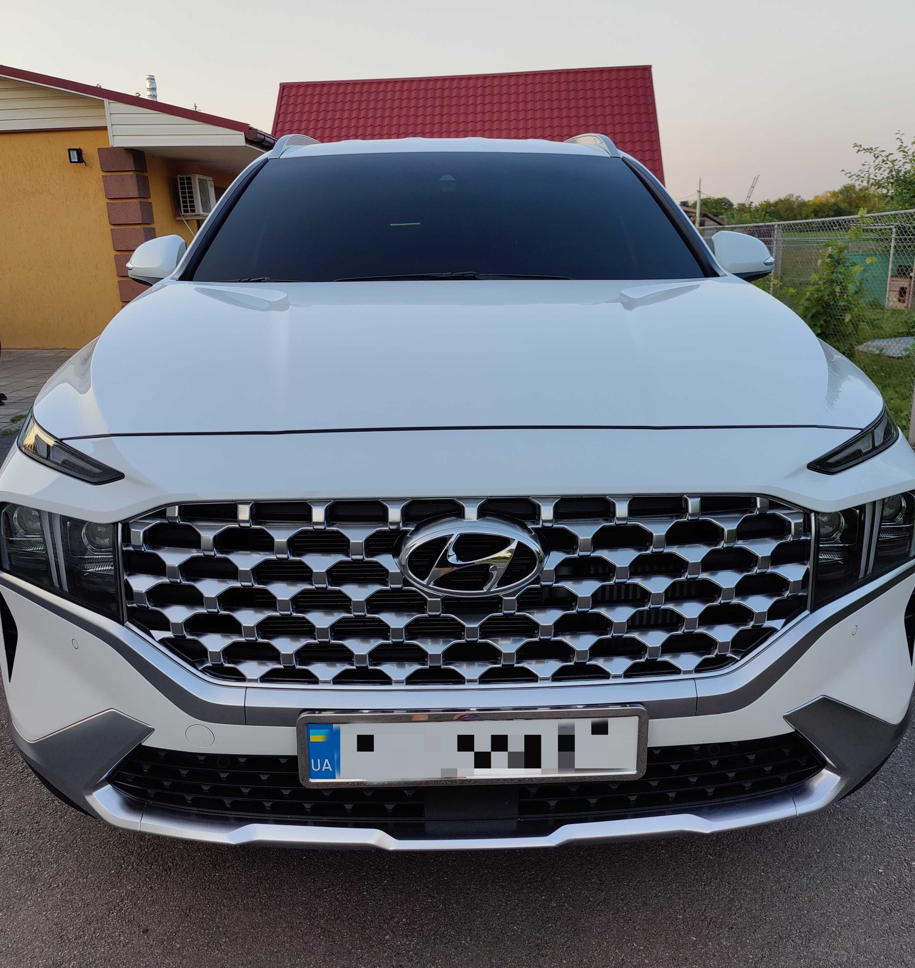 Авто Hyundai Santa Fe 2017р. та 2022р. на весілля, трансфер