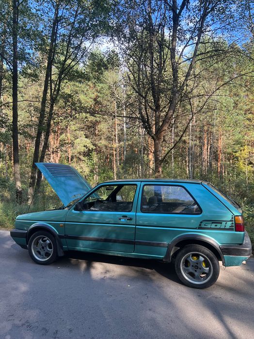 Volkswagen Golf 2