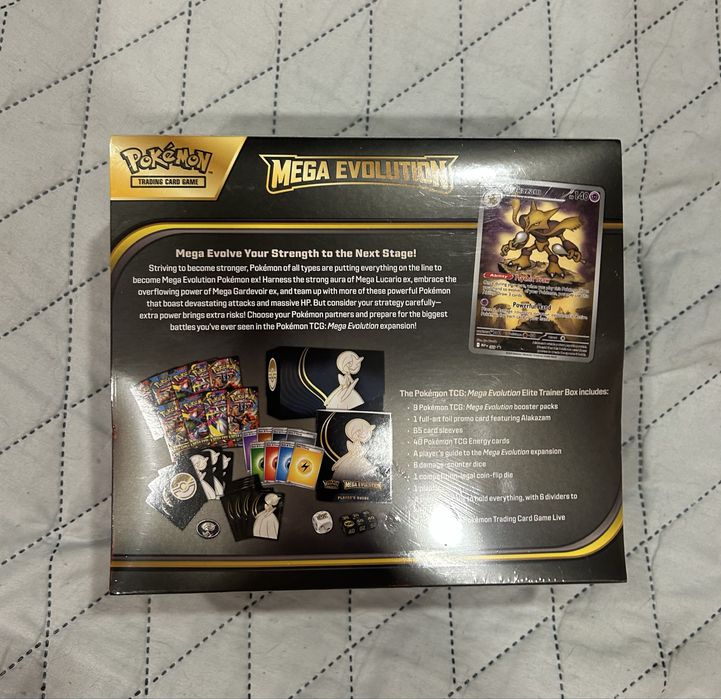 Mega Evolution Elite Trainer Box Mega Gardevoir