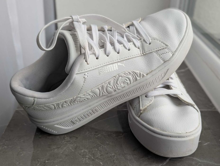 Кросівки PUMA. 39 розмір