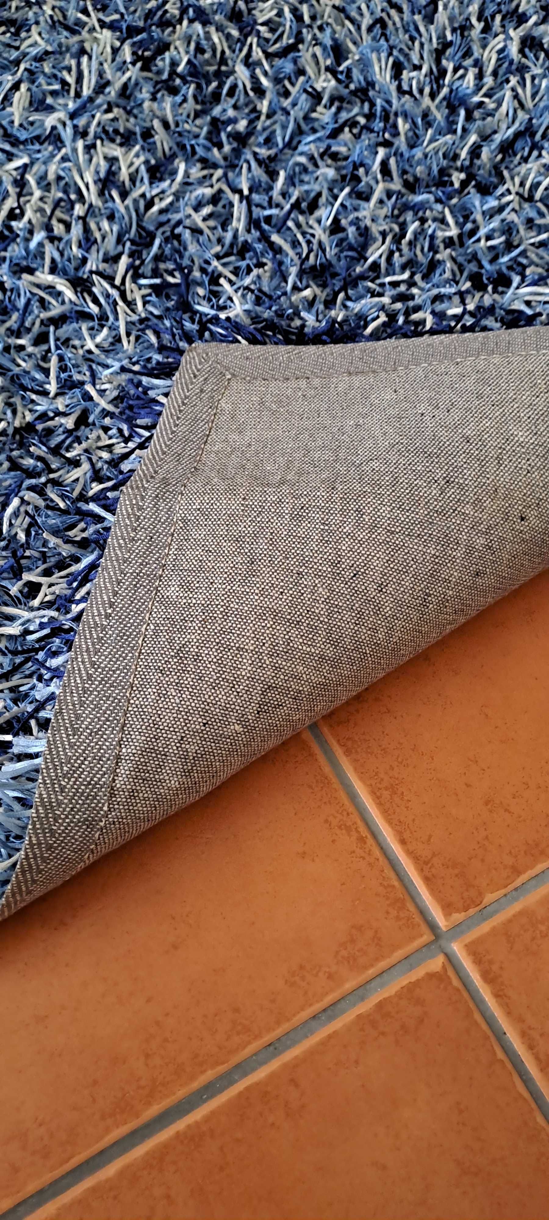 Tapetes e carpetes