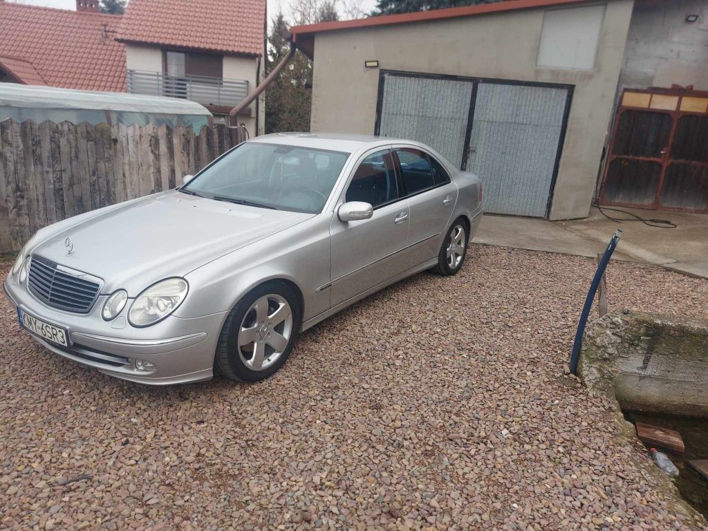 Mercedes-Benz E27 cdi