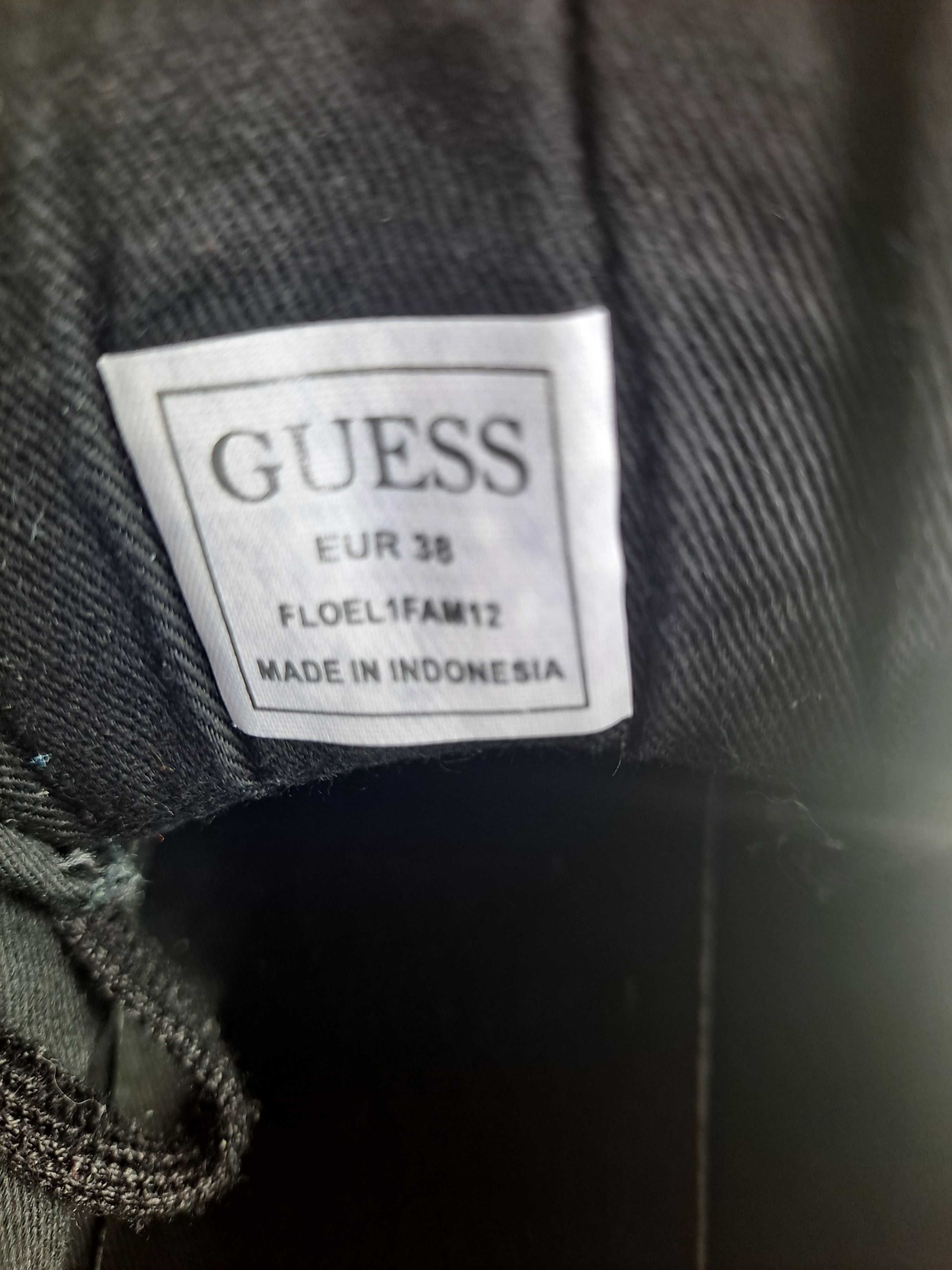 Buty Guess czarne brokatowe