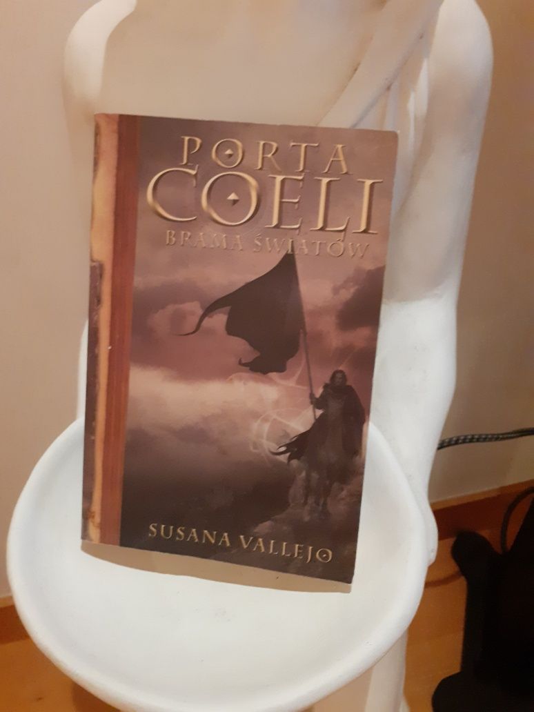 Porta Coeli Brama Światów Susana Vallejo fantasy fantasyka