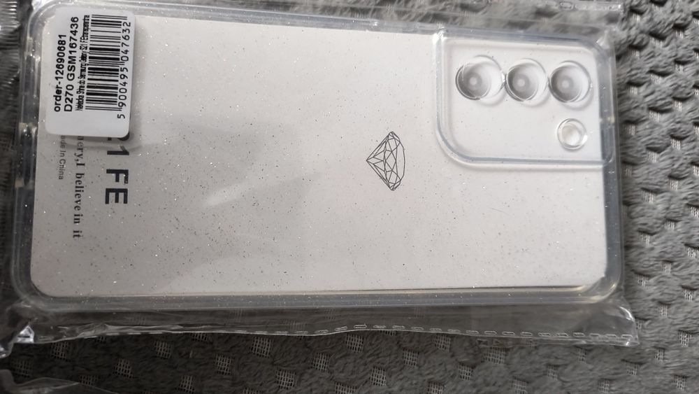 3 etui nowe  do Samsung s 21 SE +2 folie