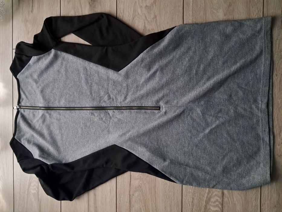 Sukienka dzianinowa, S