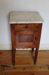 Mesa de cabeceira / mesa de apoio antiga, vintage