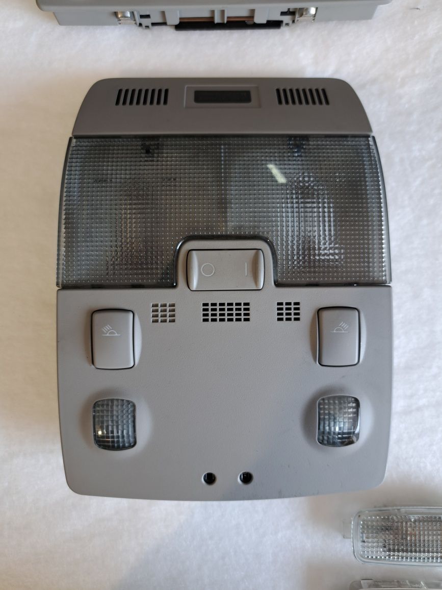 Lampki podsufitki Audi A4 B6 Kombi