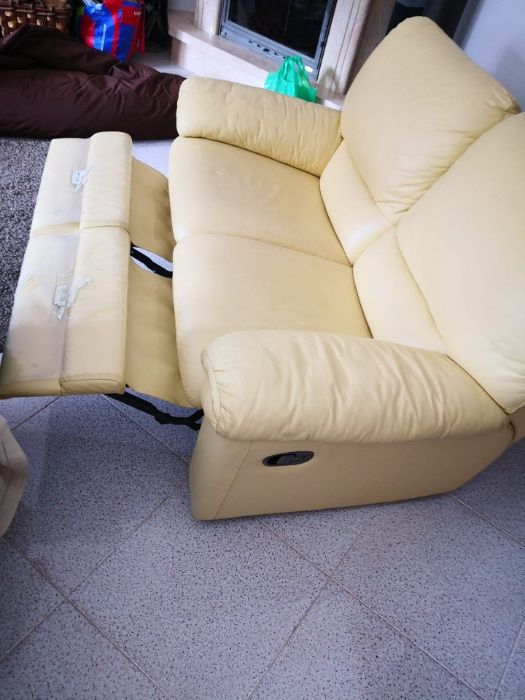 Impecável! Sofá reclinável de 2 lugares Divani & Divani