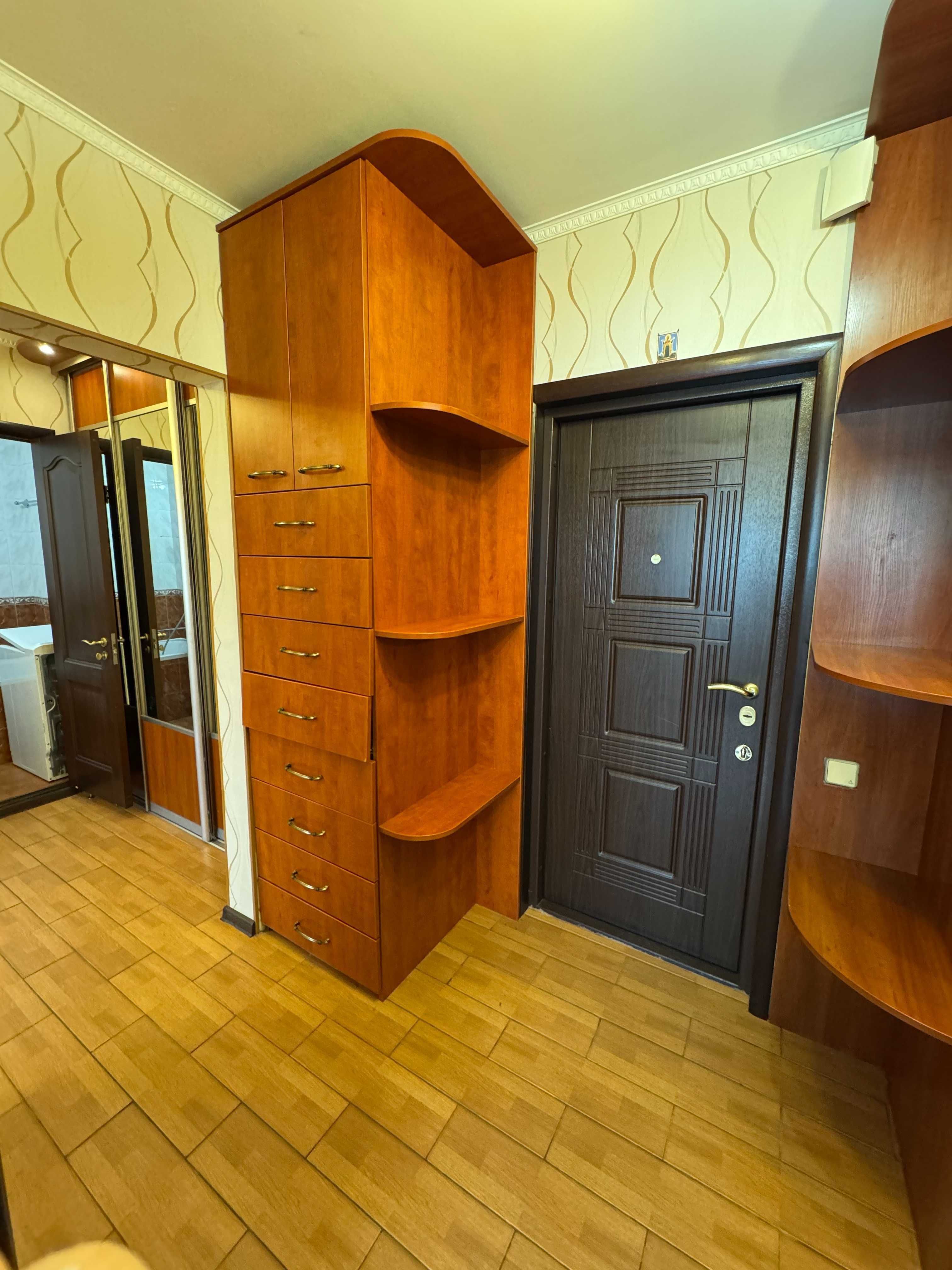 Продаж 2-к квартири Оболонь Автозаводська буд. 81