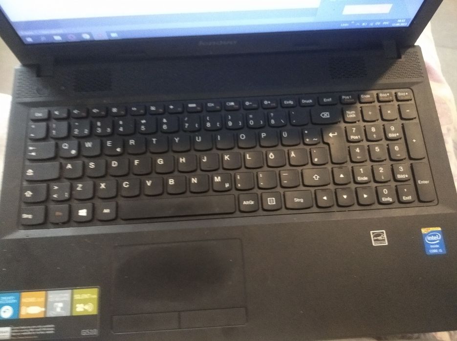 Sprzedam laptopa Lenovo