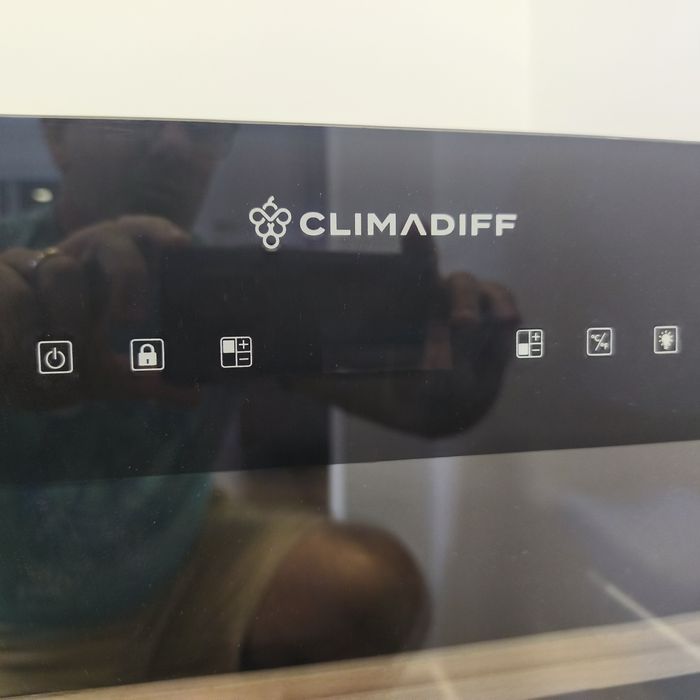 Cave de vinho Climadiff